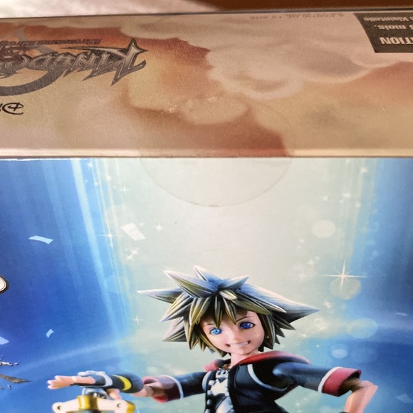 Kingdom hearts collectable brand new sealed in box - Picture 5 of 6